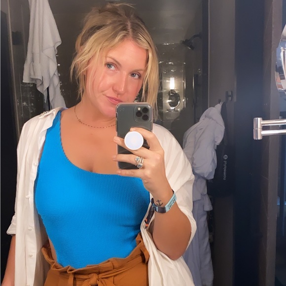 Meet your Posher, Julia - Picture 2 of 11